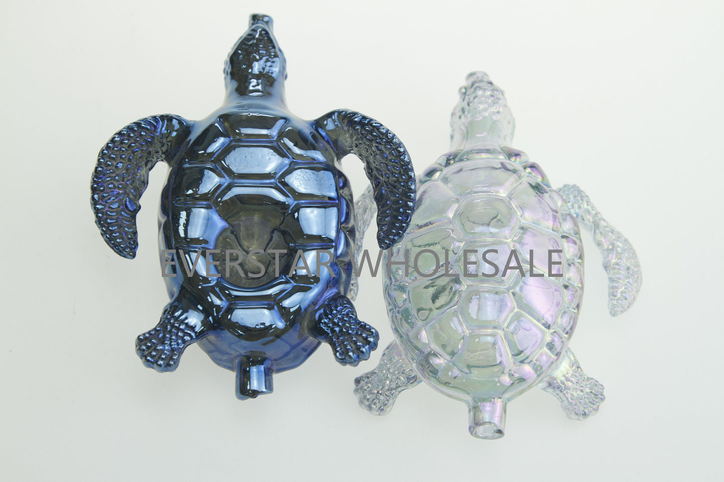 4.5" Iridescent Sea Turtle Glass Hand Pipe